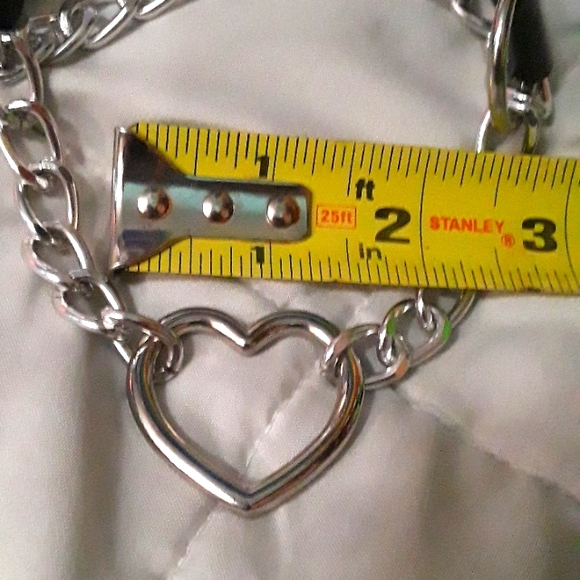 Goth Heart O-Ring Chain Choker - Picture 5 of 6